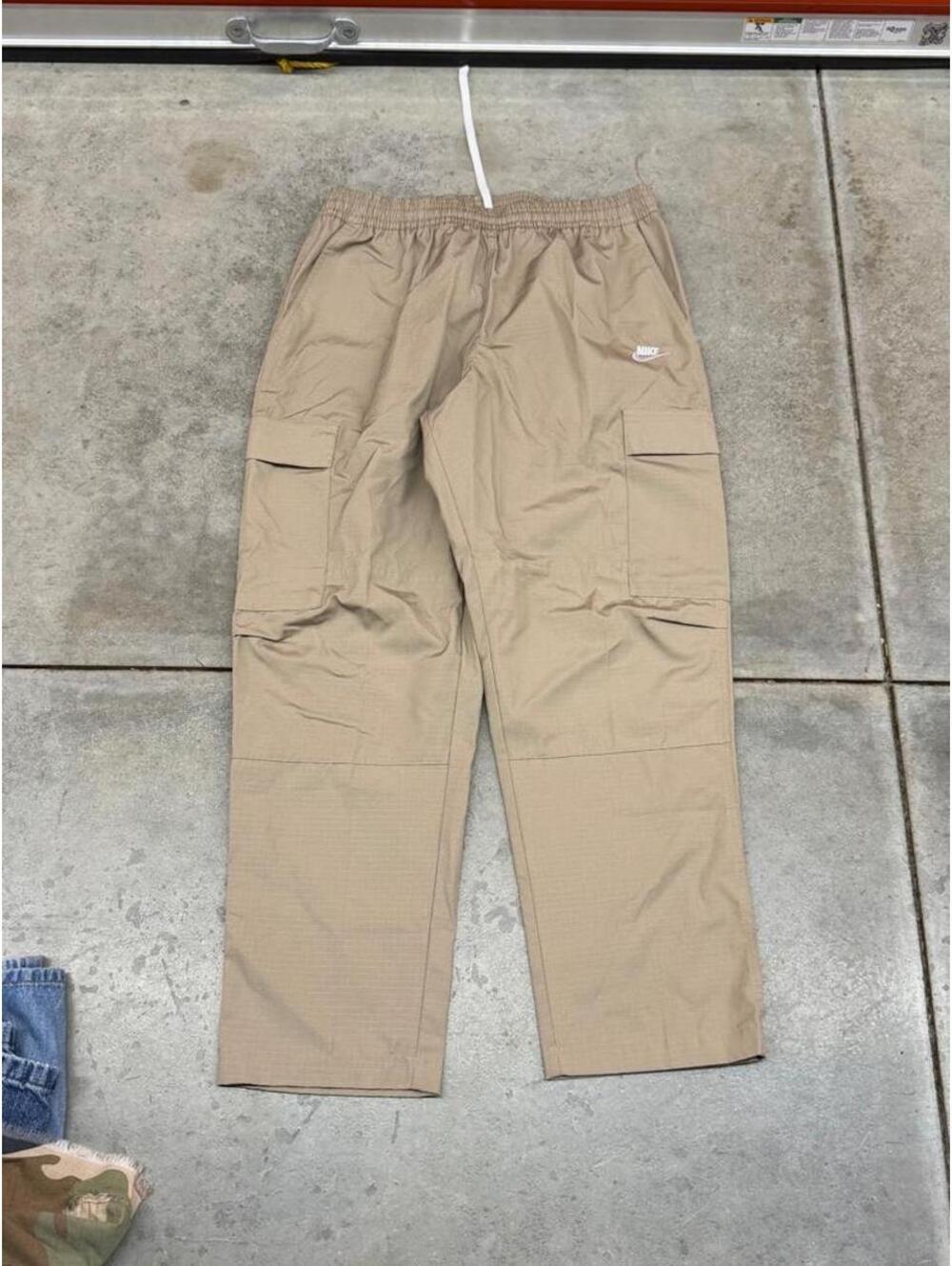 vintage nike beige relaxed baggy fit cargo pants size large
